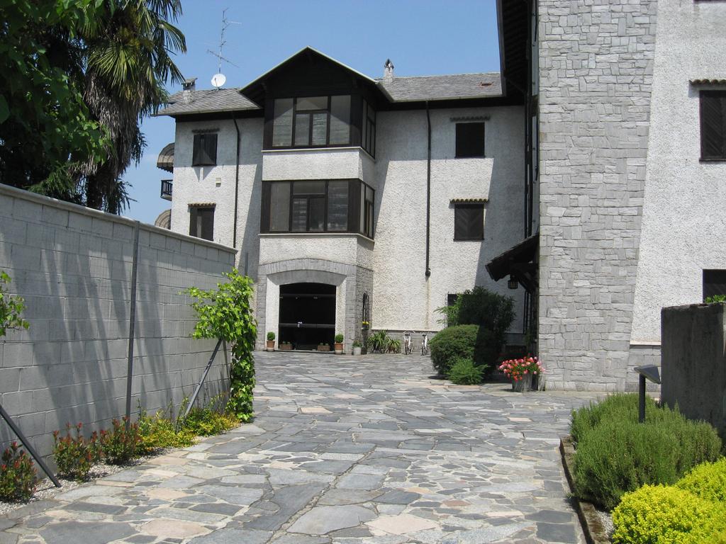 La Bottega Del Falegname Vanzaghello Экстерьер фото